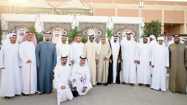 خليفة بن طحنون يحضر حفل استقبال بمناسبة زفاف سالم جمعة المهيري