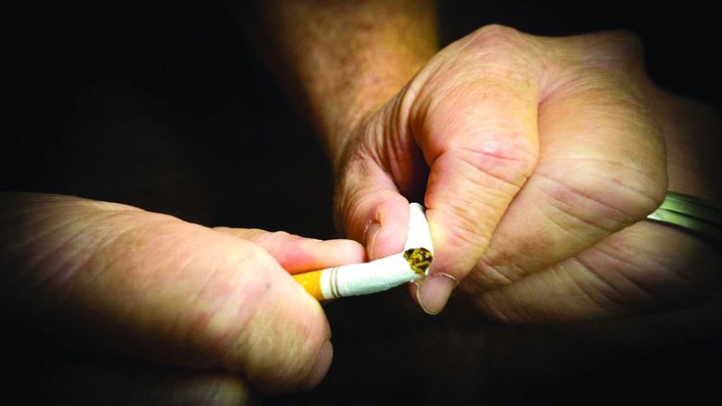 الامارات | نصائح طبيب نفسي للحالمين بالإقلاع  عن التدخين في 2025