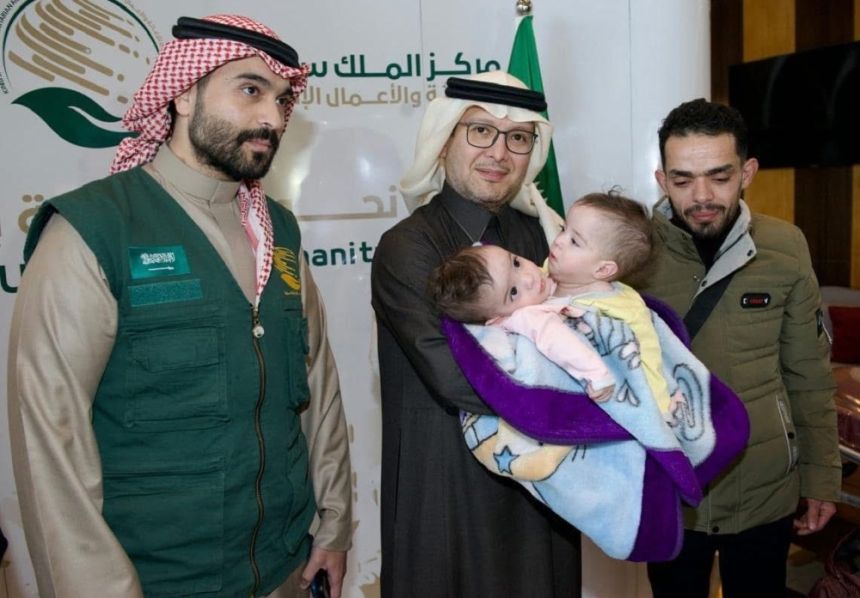 بتوجيهات الملك.. تفاصيل وصول التوأمين "سيلين وإيلين" للرياض