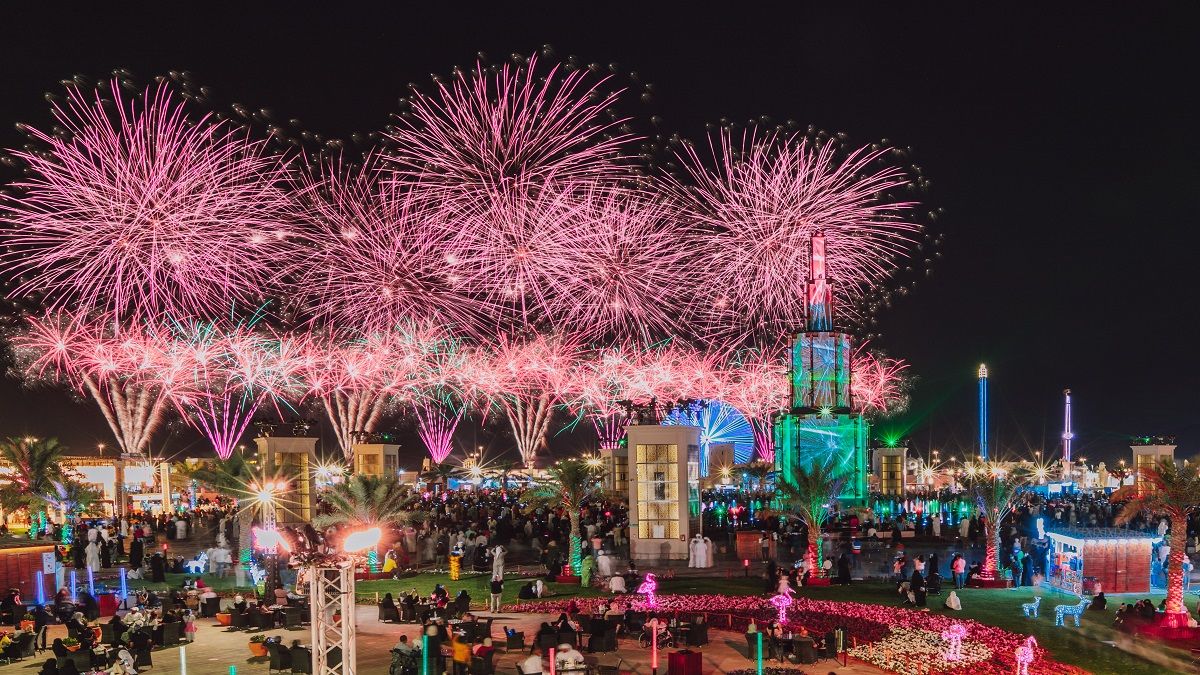 الامارات | احتفالات مهرجان الشيخ زايد في ليلة رأس السنة: انتظروا 53 دقيقة استثنائية