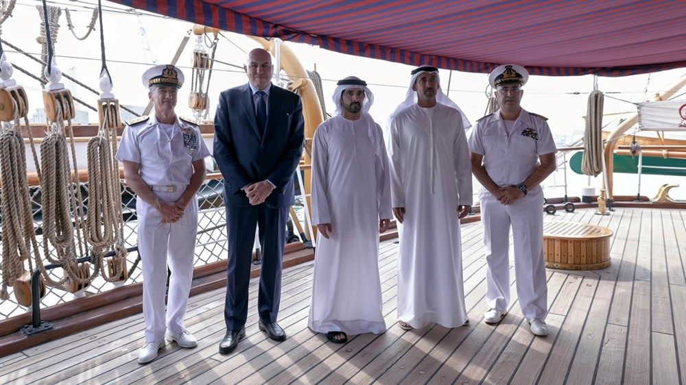 حمدان بن محمد ووزير دفاع إيطاليا يبحثان تعزيز التعاون بين البلدين