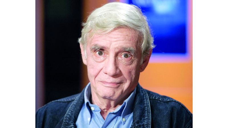 الامارات | رحيل الصحافي والكاتب الفرنسي أوليفييه تود