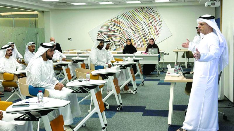 الامارات | استقطاب 84 مواطناً لبرنامج «التدريب المهني للمفتشين الجمركيين»