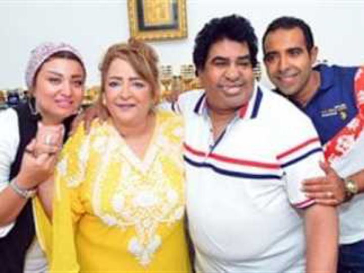 وفاة الفنان أحمد عدوية بعد صراع مع المرض.. ما لا تعرفه عن نجم الأغنية الشعبية