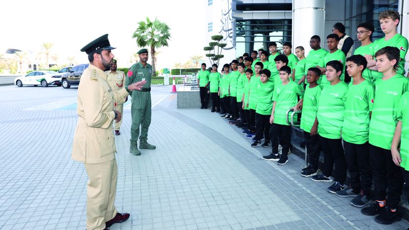 الامارات | «شرطة دبي» تعزز وعي الطلبة ببرنامج «قادة أمن المستقبل»