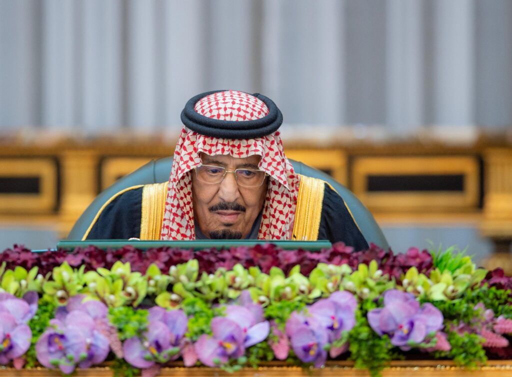 السعودية | خادم الحرمين الشريفين يرأس جلسة مجلس الوزراء