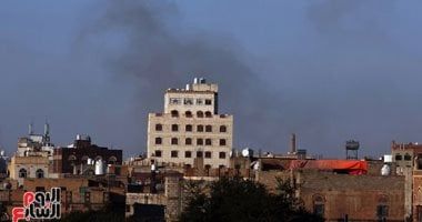 مصادر يمنية: غارات تستهدف مبنى وزارة الدفاع وسط صنعاء