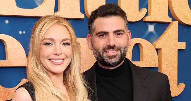 ليندسي لوهان تكشف عن لقائها الأول بعائلة زوجها: “شعرت بالخوف”