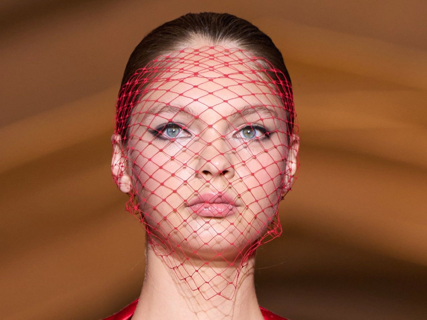 روتين الجمال الليلي لعناية مرفَّهة للبشرة