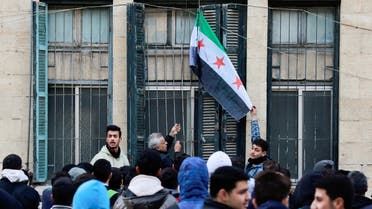 الخليج اليوم .. سلمها نظام الأسد للحوثيين.. وزير خارجية اليمن يعلن فتح سفارة بدمشق قريباً