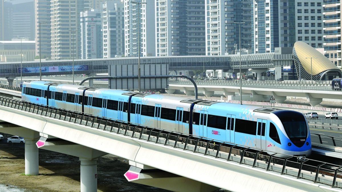 الامارات | 2.5 مليون راكب استخدموا المواصلات العامة بدبي ليلة رأس السنة