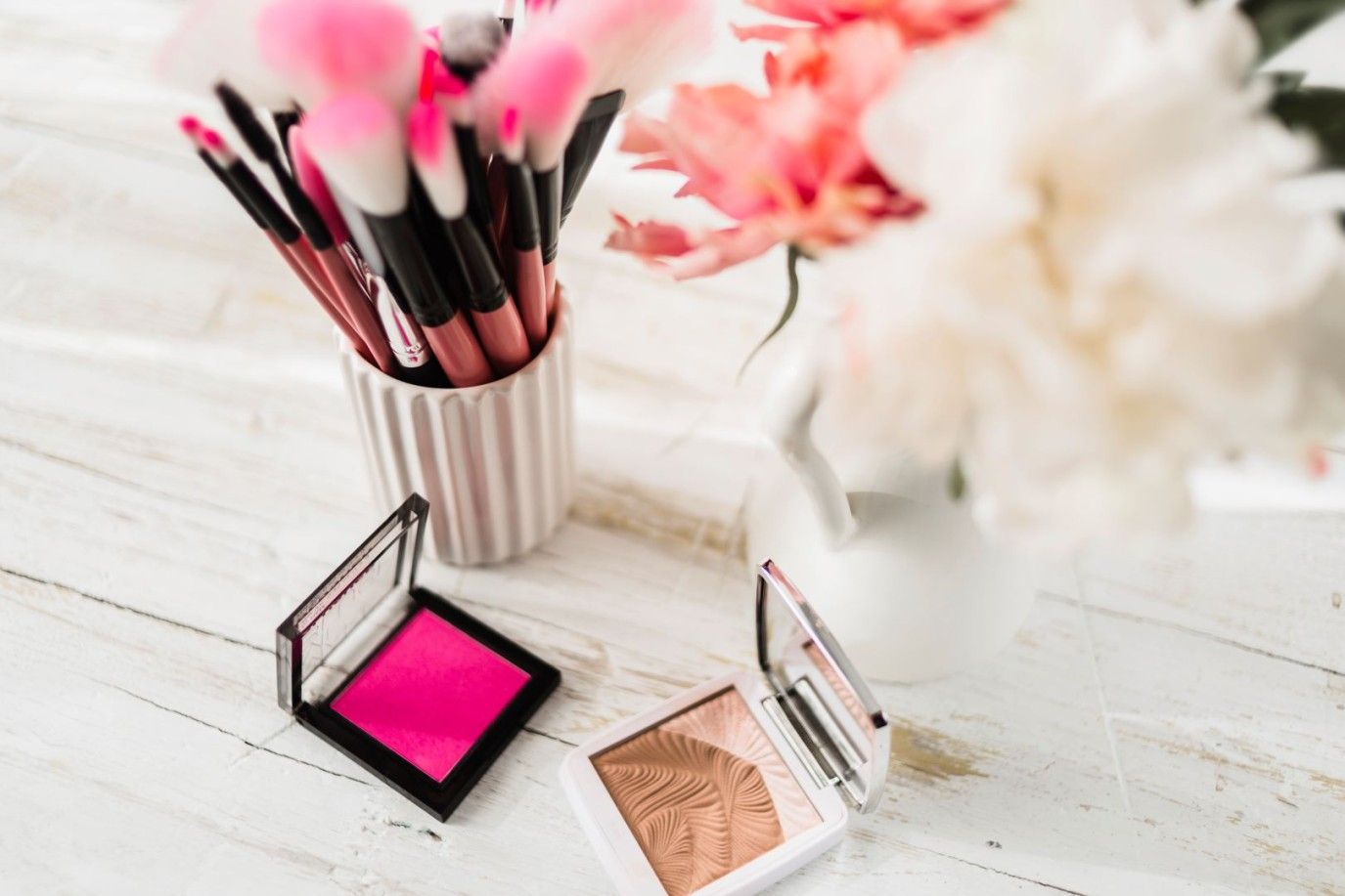 أفضل مستحضرات المكياج لعام 2025: ابتكارات ستغير أسلوبك الجمالي