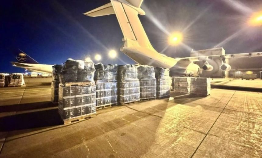 مساعدات متنوعة.. مغادرة الطائرة الإغاثية السعودية الثالثة إلى سوريا