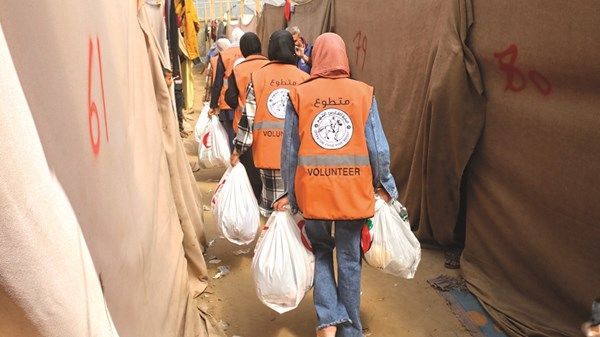 «الفارس الشهم 3» تغيث الأطفال النازحين في غزة