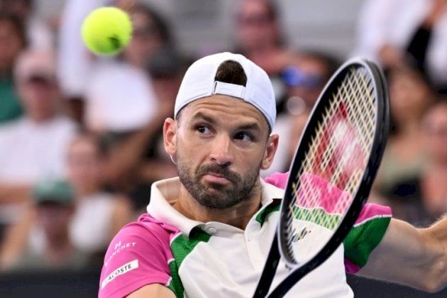 دورة بريزبين: انسحاب حامل اللقب ديميتروف من نصف النهائي للإصابة