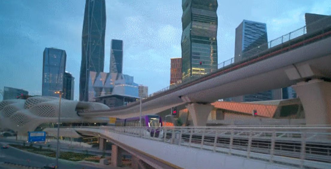 السعودية | 85 محطة بينها 4 رئيسية.. بدء تشغيل المسار البرتقالي لقطار الرياض واكتمال مسارات الشبكة الـ6 غدًا