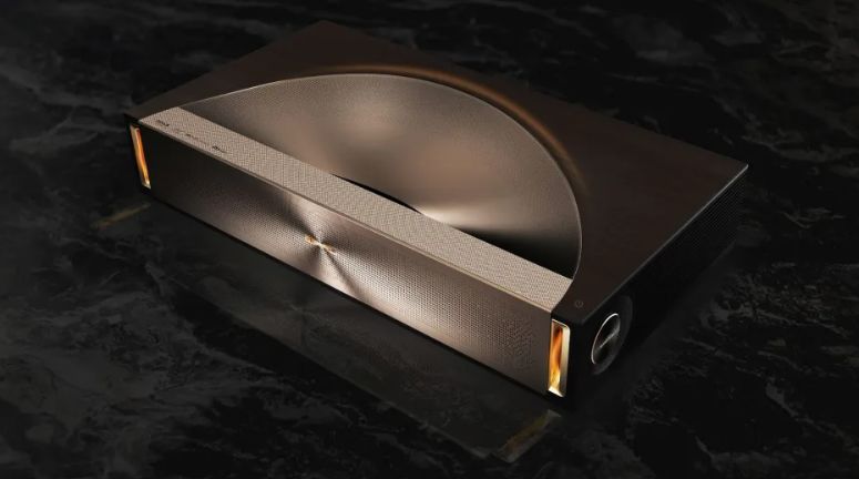 تكنولوجيا: Hisense تكشف عن بروجكتر L9Q laser TV يعزز السطوع والتباين #CES2025