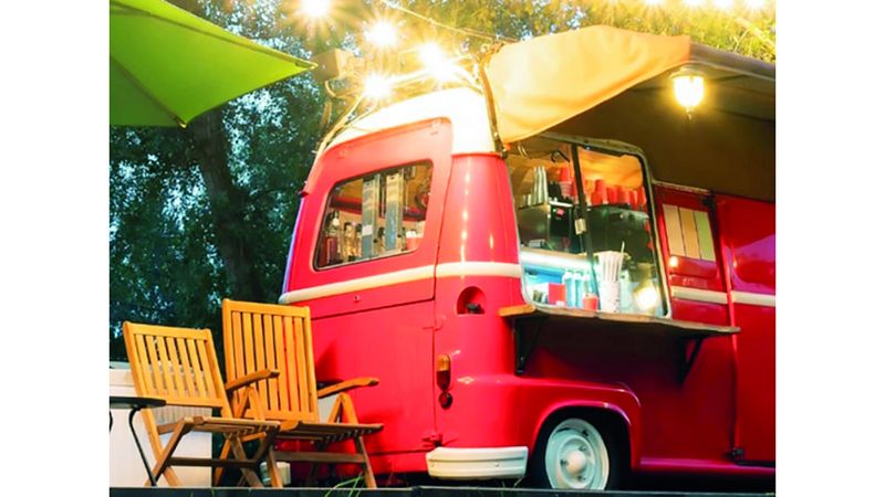 الامارات | ضوابط لمنح ترخيص نشاط بيع بضائع وخدمات من المركبة بدبي