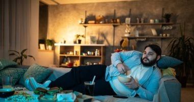 طالع الأبراج: 4 أبراج محتاجة تخلى بالها من وزنها فى 2025.. برج الثور احترس من الحلويات