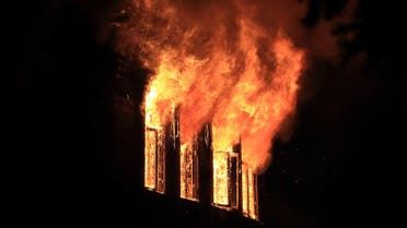 الخليج اليوم .. بسبب الإيجار.. مالك منزل يُشعل النار بعائلة مستأجر في تعز