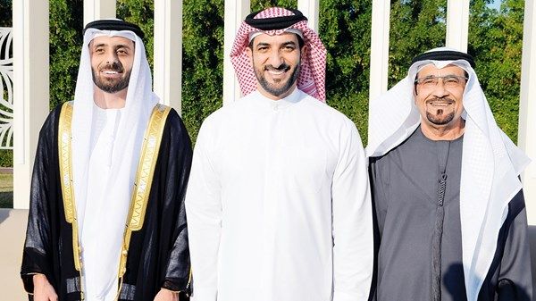 سلطان بن أحمد القاسمي يشهد حفل زفاف نواف محمد الحمادي
