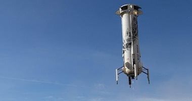 تكنولوجيا: بلو أوريجين تجرى أول رحلة تجريبية لصاروخ نيو جلين فى الفترة ما بين 6 لـ 12 يناير