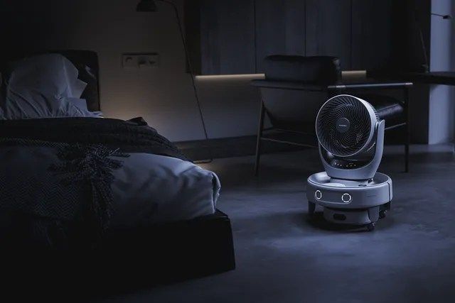 تكنولوجيا: SwitchBot تكشف عن روبوتها المبتكر المستوحى من روبوت Rosie في معرض #CES2025