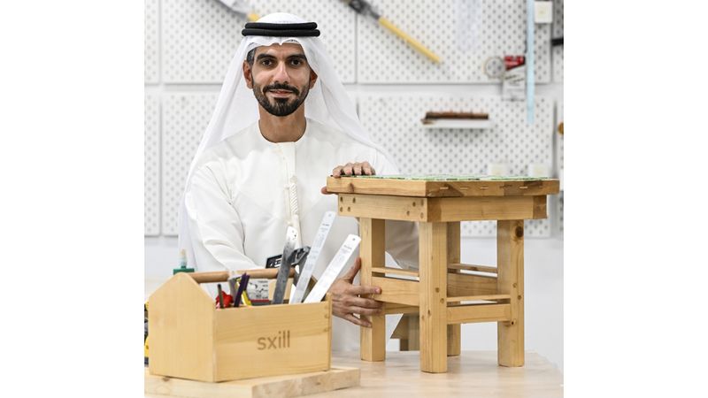 الامارات | ورش عمل تعليمية في «سكيل لاب» سعيد الهاشمي.. تجربة في صقل الفنون والمهارات اليدوية