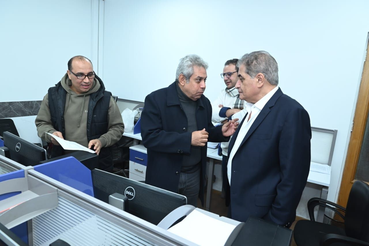 عودة برنامج أسامة كمال على شاشة dmc بعد قليل.. صور