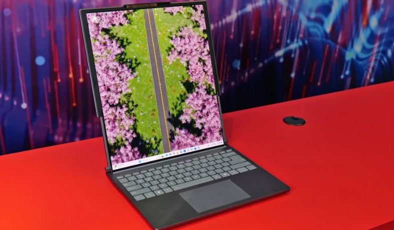 تكنولوجيا: Lenovo تكشف عن جهاز ThinkBook Plus Gen 6 Rollableبشاشة مرنة قابلة للتمدد#CES2025