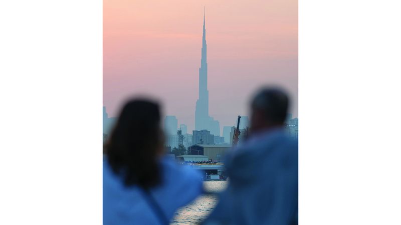 الامارات | أيقونة دبي تتصدّر المشهد
