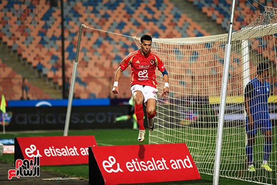 أيمن يونس مهاجما احتفال إمام عاشور: "الطريقة مرفوضة والتصرف غير مقبول".. صور