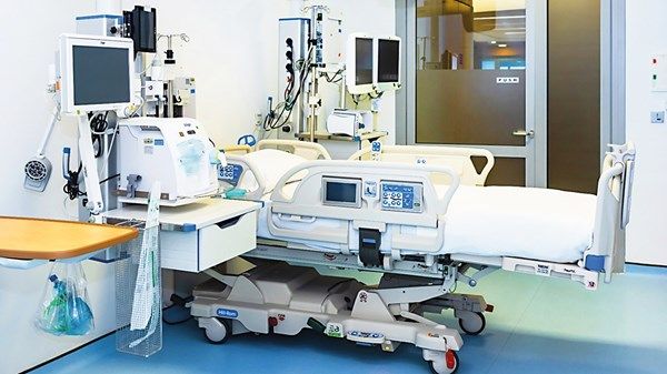 مركز التميز في «شخبوط الطبية» يقدم رعاية شاملة لعلاج الحروق