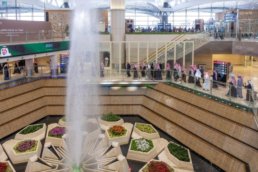 وزير النقل: المشاريع التطويرية امتدادًا للخطط الطموحة بقطاع الطيران