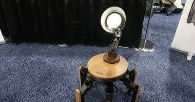 تكنولوجيا: من اليابان.. روبوت Mi-Mo بستة أرجل يعمل بالذكاء الاصطناعى هيحل معاهم الواجب