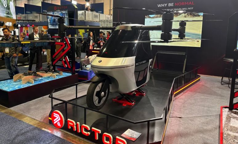 تكنولوجيا: Rictor Skyrider X1 مشروع دراجة نارية تتحول إلى طائرة مروحية #CES2025