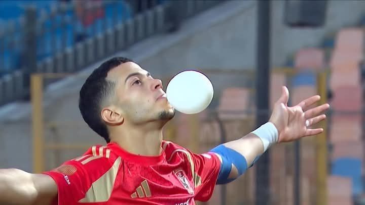 كيف تعامل الأهلى مع احتفال إمام عاشور بهدفه أمام سموحة؟