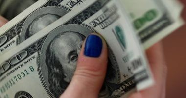 أسعار العملات اليوم فى مصر والدول العربية.. استقرار أم تقلبات؟