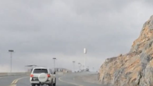 أمطار على مناطق متفرقة بالدولة