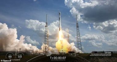 تكنولوجيا: تفاصيل إطلاق SpaceX لـ21 قمرا صناعيا جديدا للانترنت الفضائى من فلوريدا