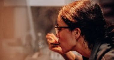 طالع الأبراج: برج القوس والحوت الأبرز.. 5 أبراج معروفة بحبها للطبخ ومتابعة برامج الأكل