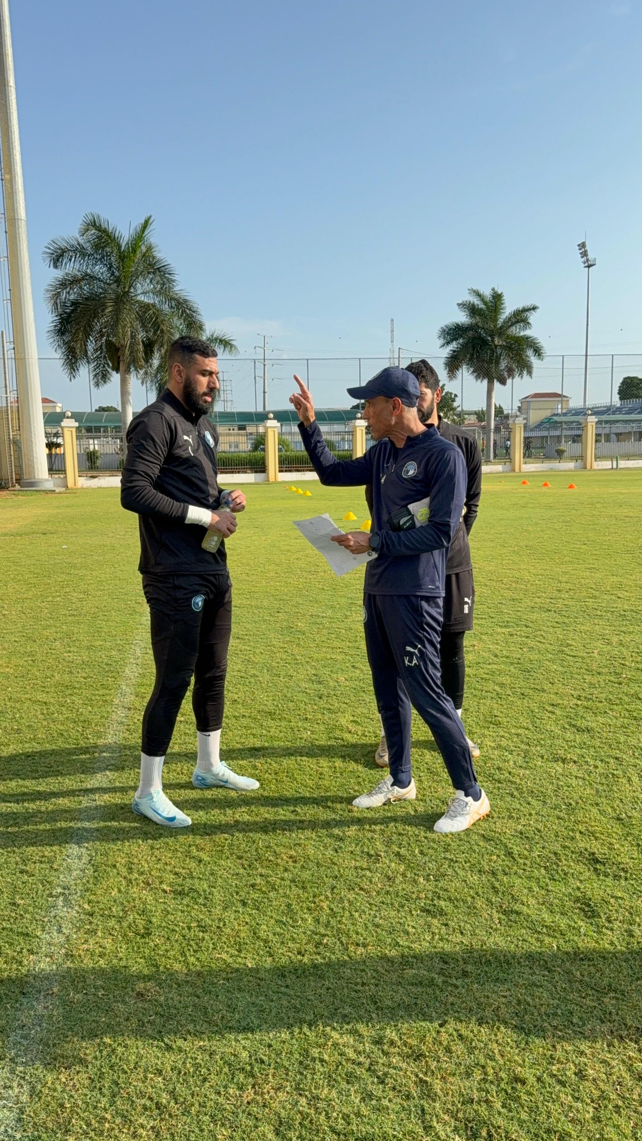 بيراميدز يخوض أول تدريباته فى أنجولا استعدادًا لمواجهة ساجرادا بأبطال أفريقيا.. صور