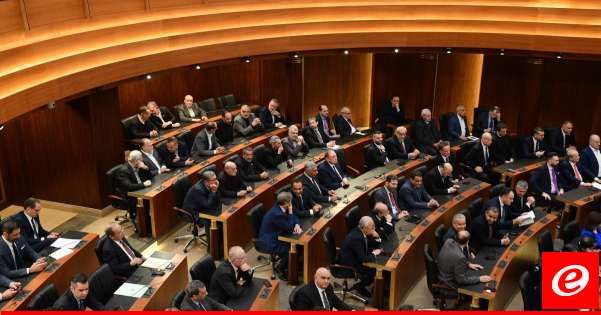 النواب يتوافدون تباعا الى مجلس النواب للاقتراع في الدورة الثانية لانتخاب رئيس للجمهورية