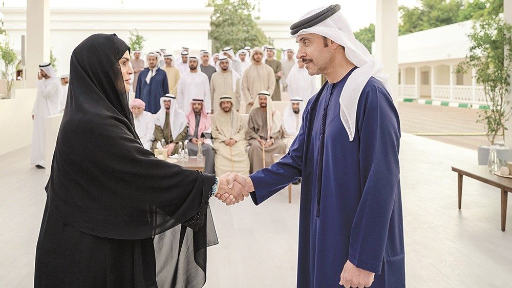 هزاع بن زايد: مواصلة إطلاق المشاريع التنموية والمبادرات الاستراتيجية