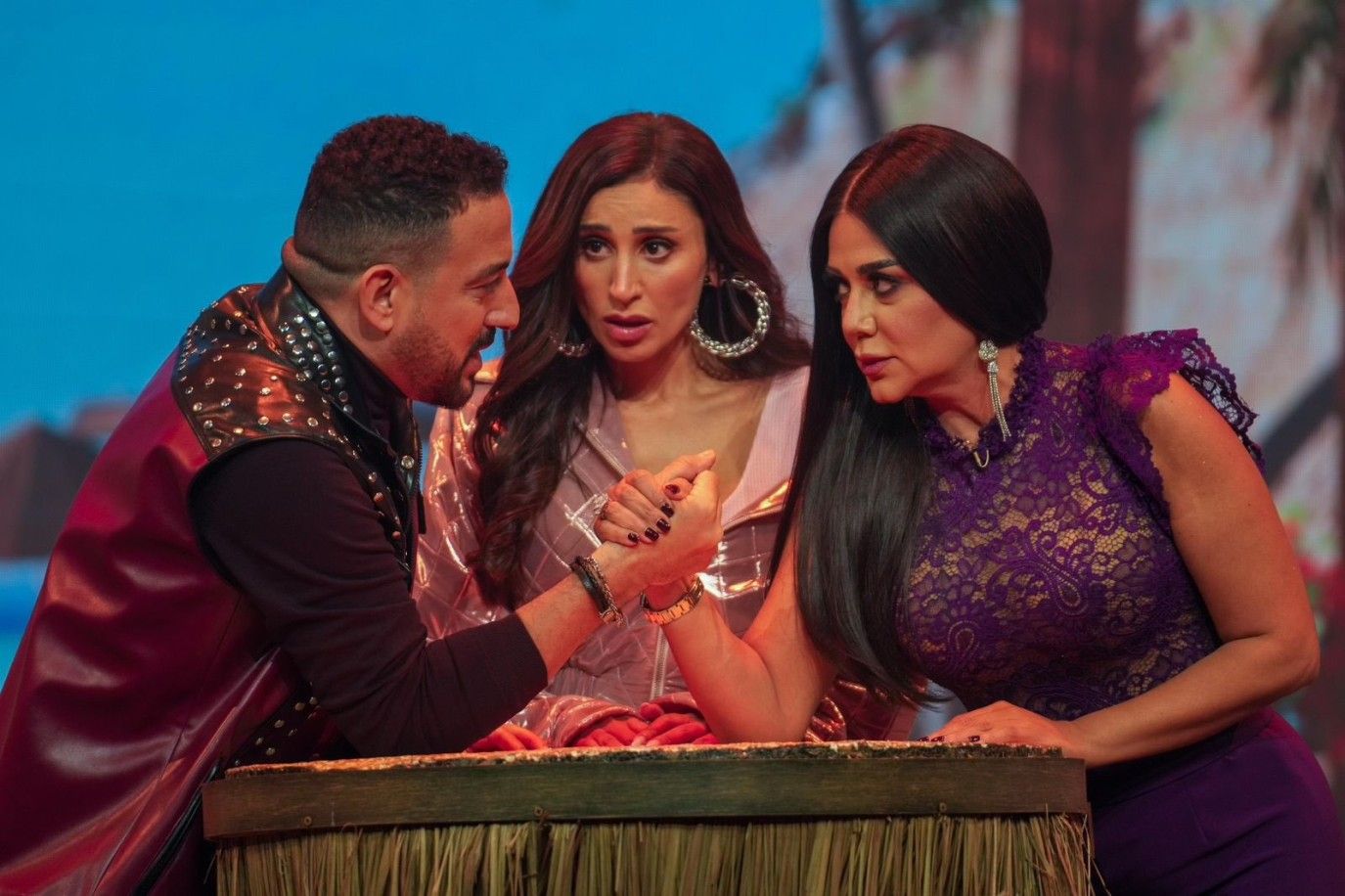 دينا الشربينى: رانيا يوسف فنانة عظيمة وإنسانة جميلة