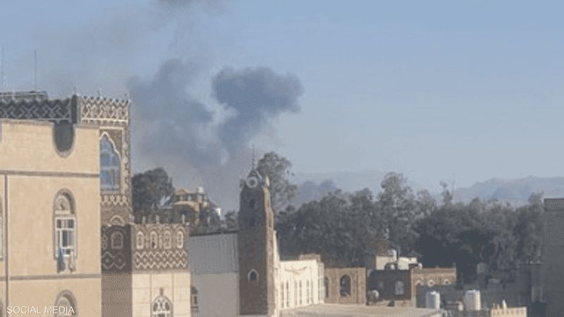 الخليج اليوم .. إعلام حوثي: غارات جوية على صنعاء والحديدة في اليمن