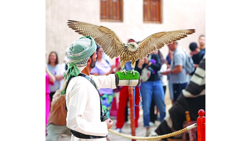 الامارات | دبي ترتحل بزوارها بين زمنين