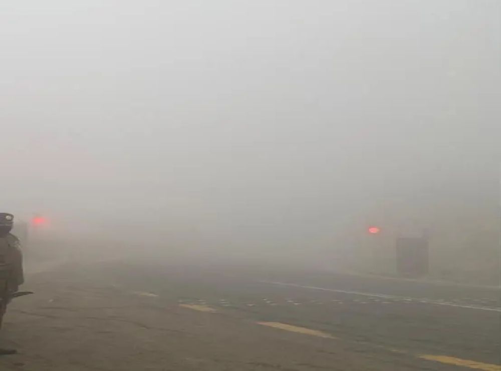 حتى 8 صباحا.. الأرصاد يحذر من ضباب كثيف على مكة المكرمة