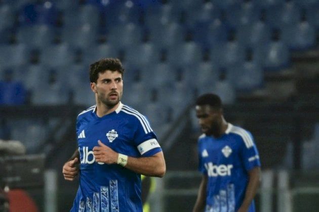 بطولة إيطاليا: كومو يعكر احتفال لاتسيو بالذكرى السنوية الـ125 لتأسيسه