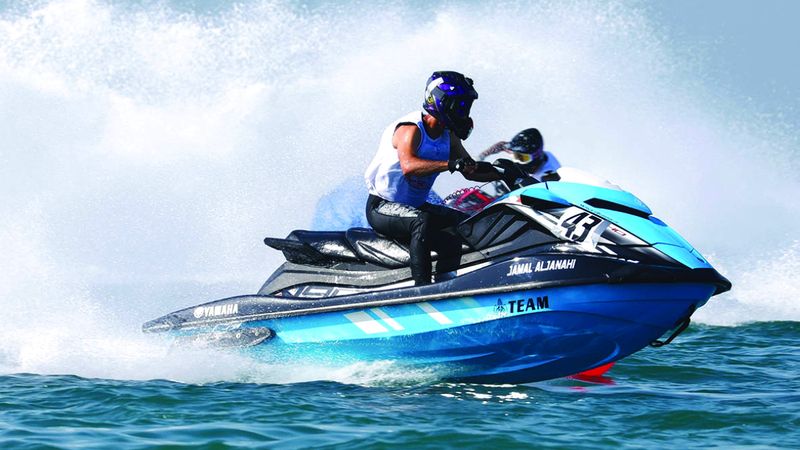 الامارات | 10 ألقاب تغري أبطال العالم في سباق دبي للدراجات المائية اليوم
